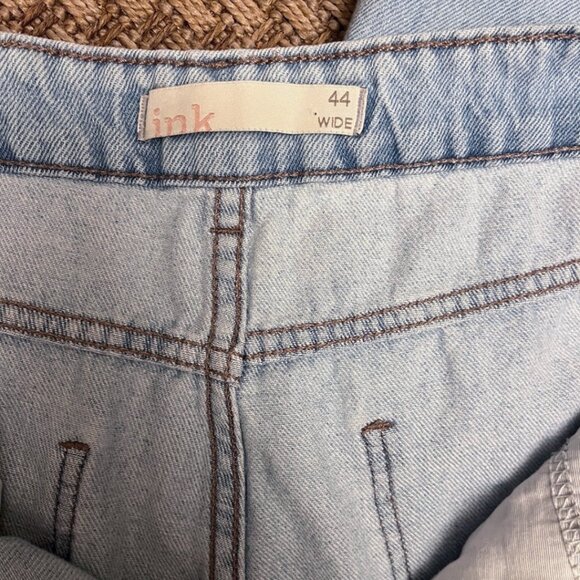 Wide leg jeans from Brazil. - Picture 7 of 7